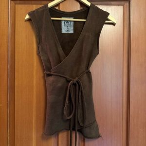 Calico Alchemy half moon wrap top